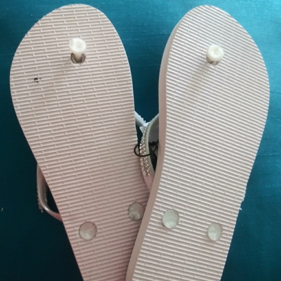 White embellished flip flops size 9 New - Picture 4 of 4